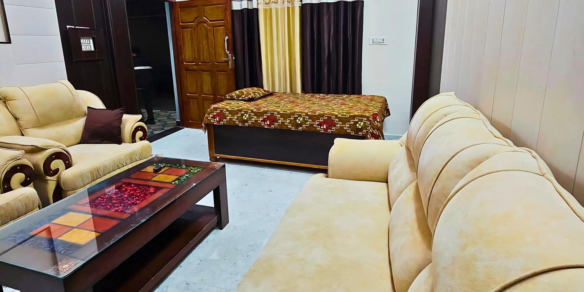 Ramayana Grand Hotel Ayodhya Εξωτερικό φωτογραφία