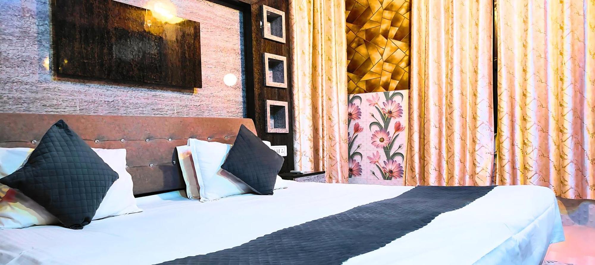 Ramayana Grand Hotel Ayodhya Εξωτερικό φωτογραφία